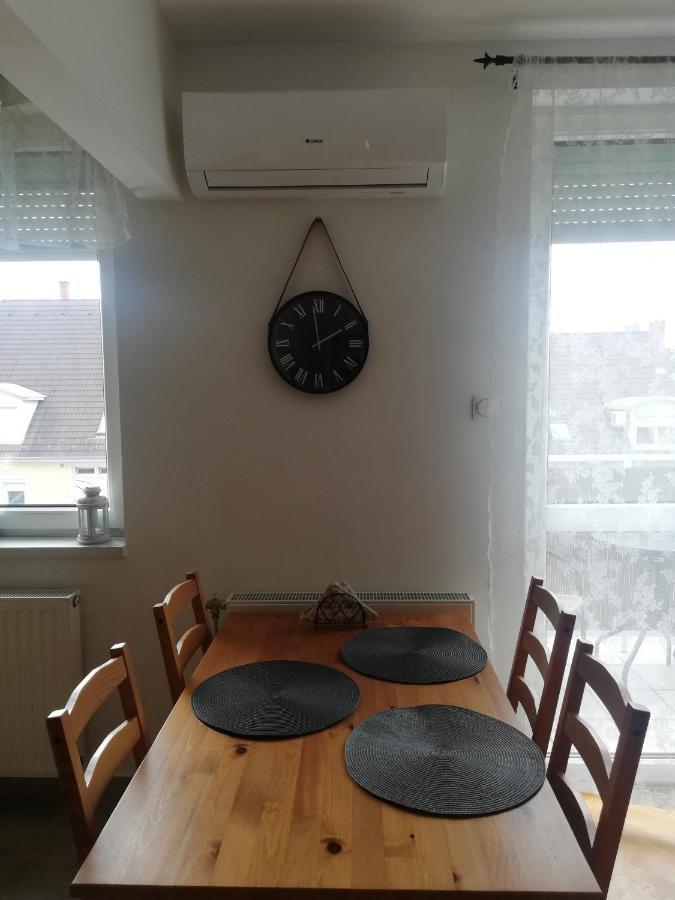 Appartamento Gold Sopron Esterno foto